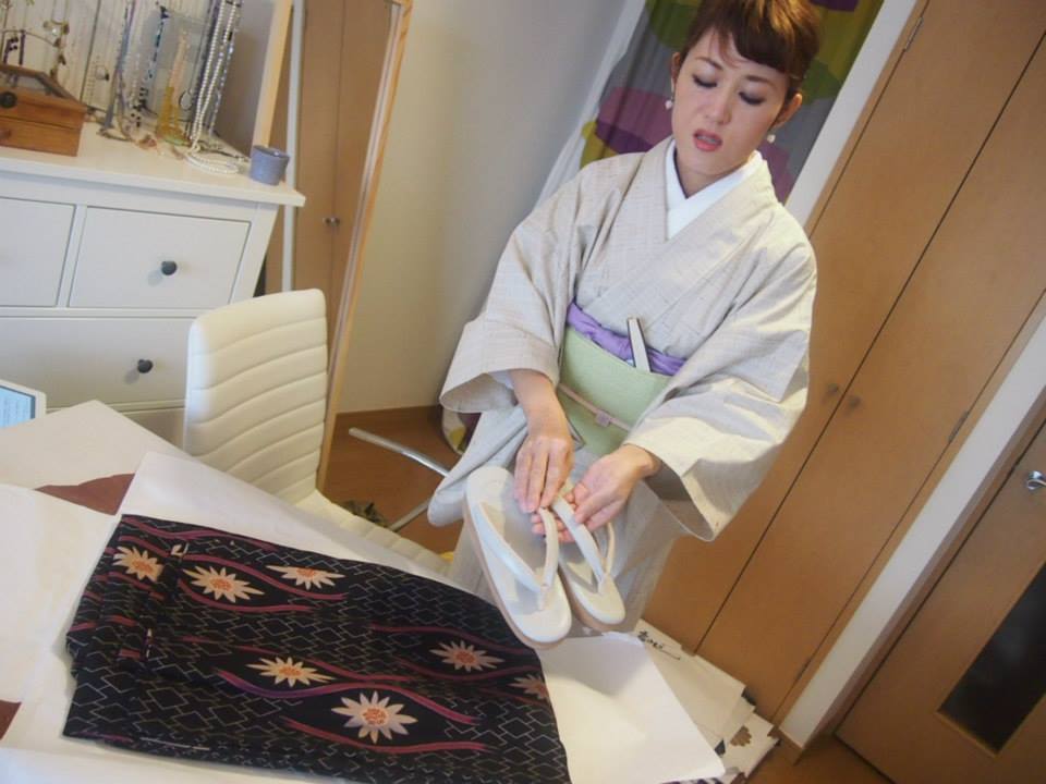 http://www.sophiakai.jp/blog/jisedai/neosophian_kimonokai.jpg