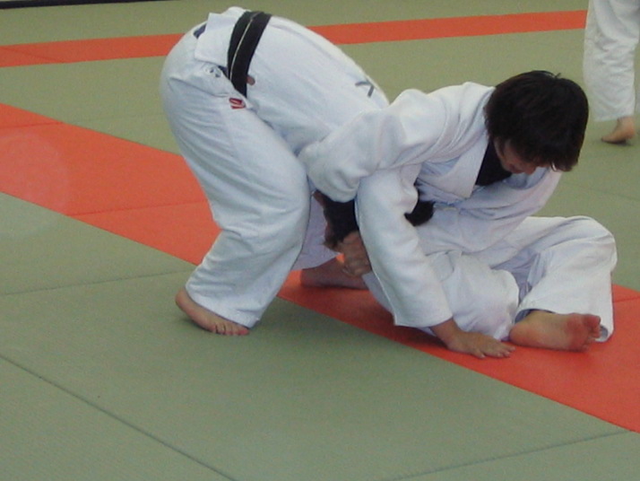http://www.sophiakai.jp/blog/judoclub-ob/keiko_h180428_05.jpg